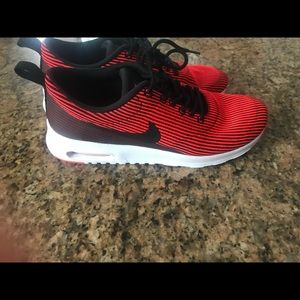 Nike Air Max Thea 7.5